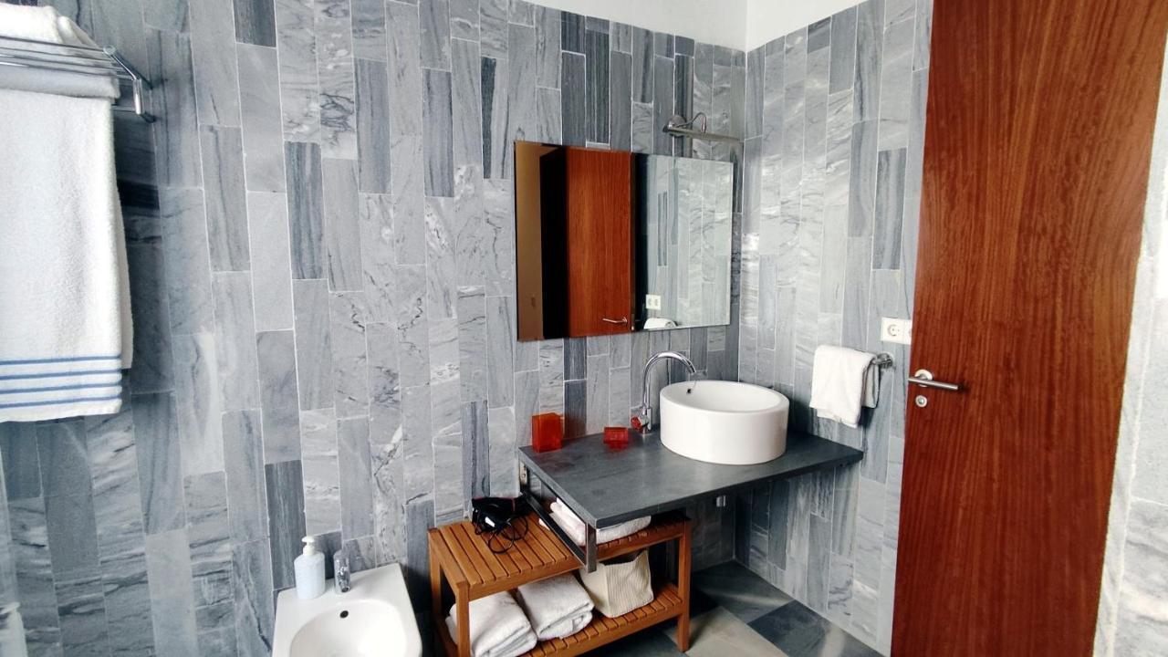 Selecta Elegante Apartamento Con Patio En Centro Historico Sewilla Zewnętrze zdjęcie